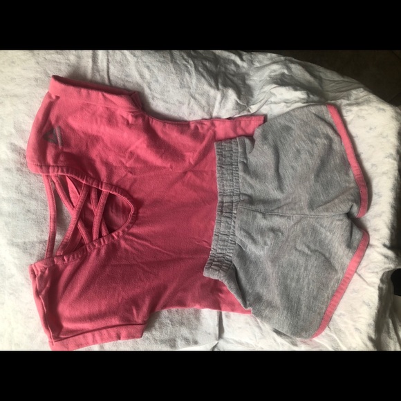 🌸Rebook set🌸 - Picture 3 of 4